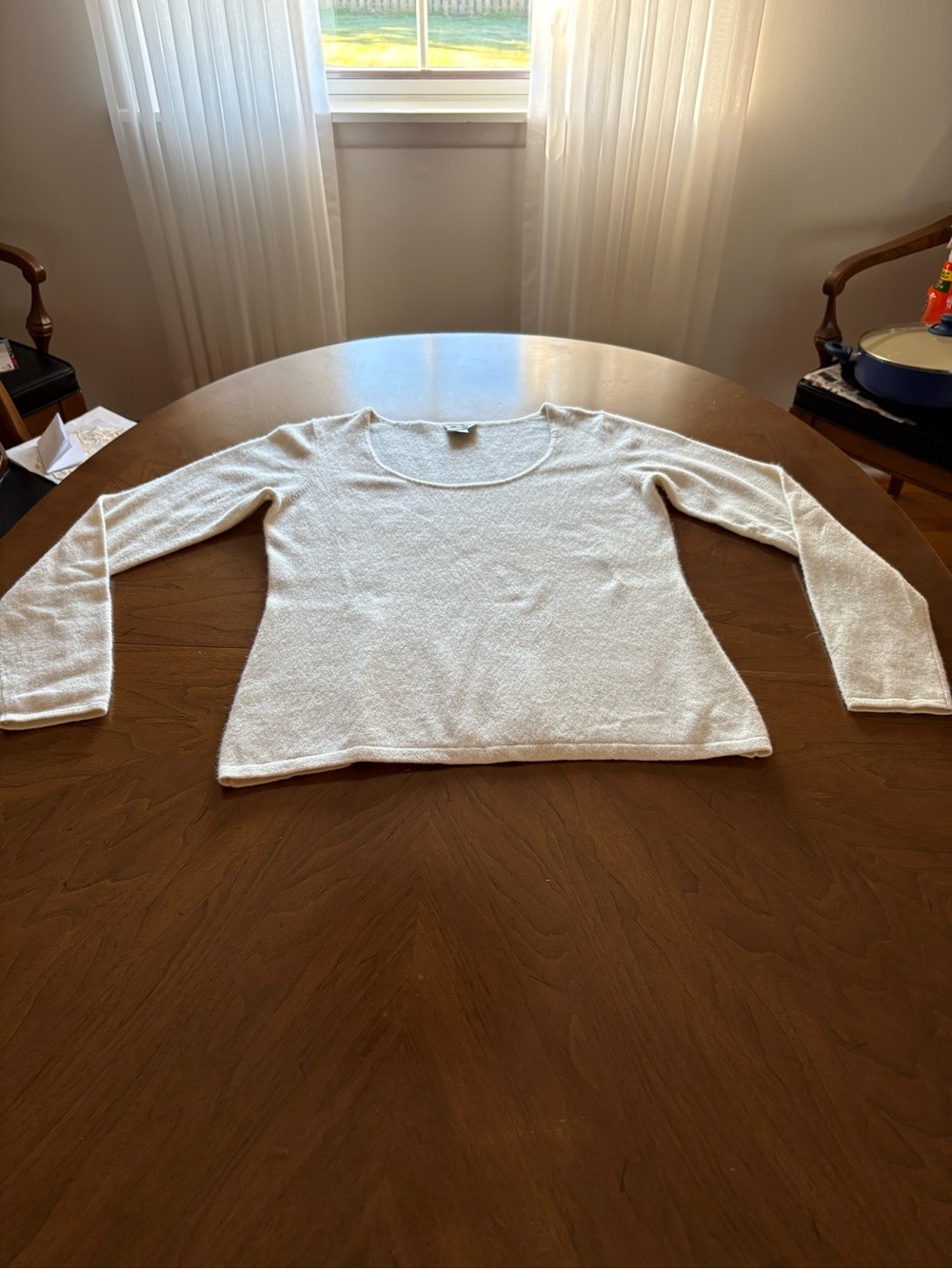 Worth Scoop Neck Long Sleeve Cashmere Cream Sweater